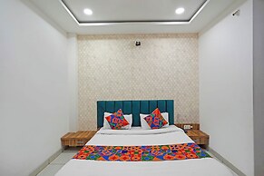 Fabexpress Shyam Palace