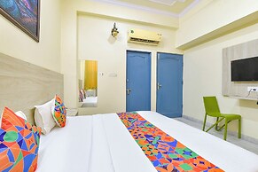 Fabhotel Bloom Stone