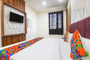 Fabhotel Royal Metro