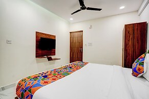 Fabhotel Leon Square