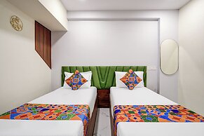 Fabhotel Leon Square