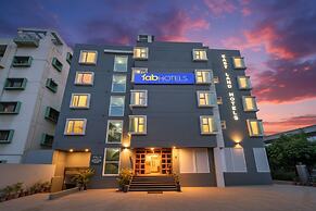 Fabhotel East Land