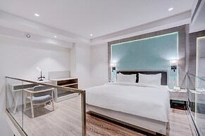 Sunday Hotel & Residences Gurugram