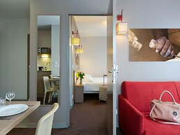 Comfort Triple Room Near Geneva
