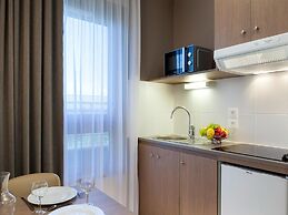 Comfort Triple Room Near Geneva