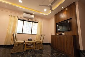 Green Paradise Hotel And Restaurant