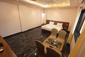 Green Paradise Hotel And Restaurant