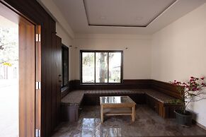 Green Paradise Hotel And Restaurant