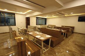 Green Paradise Hotel And Restaurant