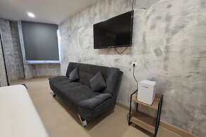 The Cozy Hotel