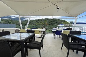 Bangera Inn