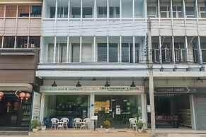 Indian Bites Hostel