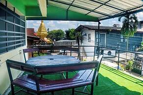 Satop Travelers Guesthouse
