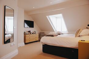 Eastfield Lodge