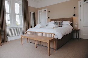 Eastfield Lodge
