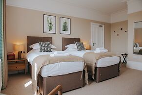 Eastfield Lodge