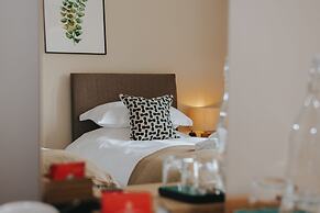 Eastfield Lodge