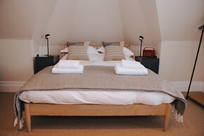 Eastfield Lodge