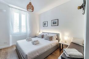 Casa Batèl Suites & Apartments