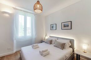 Casa Batèl Suites & Apartments