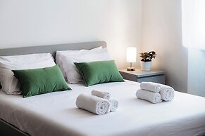 Casa Batèl Suites & Apartments