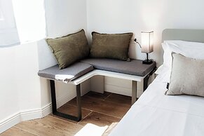 Casa Batèl Suites & Apartments