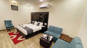 Vantara Premium- Hotel Shreya Galaxy