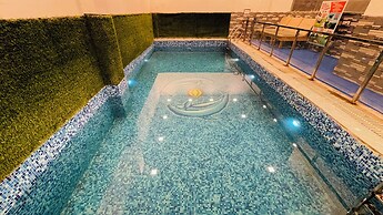 Vantara Premium- Hotel Shreya Galaxy