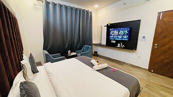 Vantara Premium- Hotel Shreya Galaxy