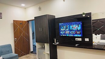 Vantara Premium- Hotel Shreya Galaxy