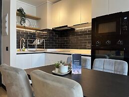 Oceana Suites San Eugenio