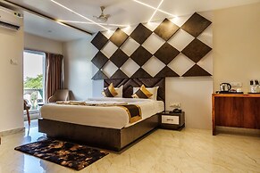 Olive Hotel & Suites