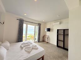 Goalie Beachfront Resort
