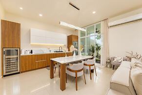 Villa Aura 3BR Private Pool Near Naiharn