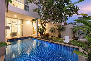 Villa Aura 3BR Private Pool Near Naiharn