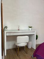 Modern and Spacious 3 Bed Retreat - Bracknell