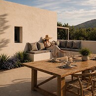 Mitos Ultimate Escape Villa