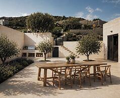 Mitos Ultimate Escape Villa