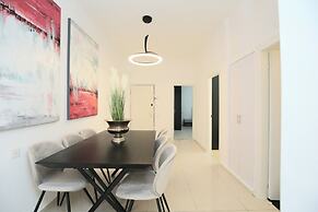 Elite City center apartment