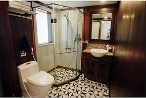 Vietsails cruises