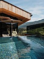 Lärchenlodge SkySpa und Rooftop Pool