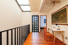 Casa Milo