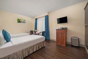 Sea Front Apartment & Spa Da Nang