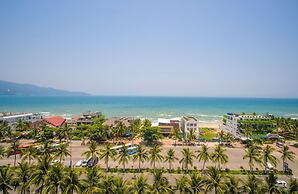 Sea Front Apartment & Spa Da Nang