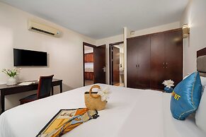 Sea Front Apartment & Spa Da Nang