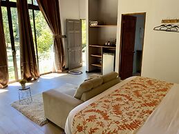 Yerbabuena Lodge