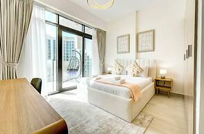 Farhad Azizi Residences - Al Jaddaf