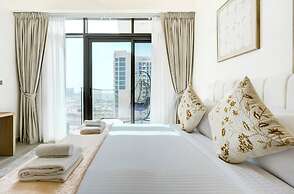 Farhad Azizi Residences - Al Jaddaf