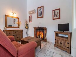 Ibipozo Vacation Home With Pool