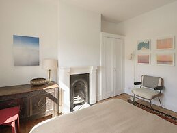 Beautiful 3 Bedroom Home in Bristol